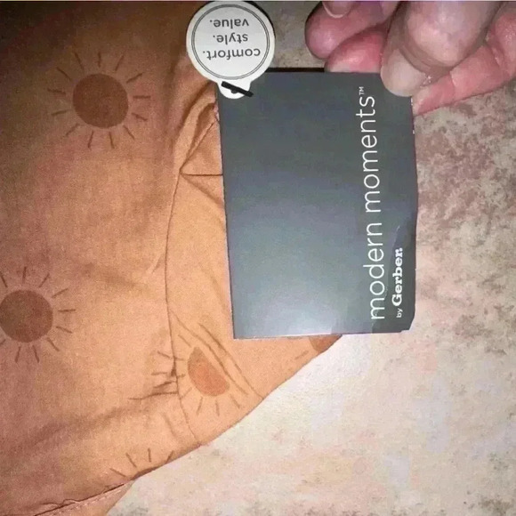 Baby Boy Modern Moments by Gerber Romper 0-3M Orange with Sun Design - Picture 9 of 9